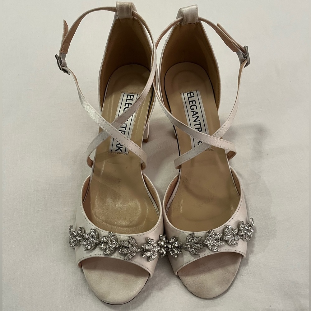 Size 9 wedding shoes.  Ivory satin. Worn once